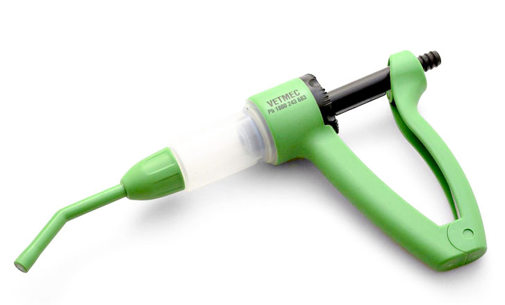 Vetmec Pour-on Applicator